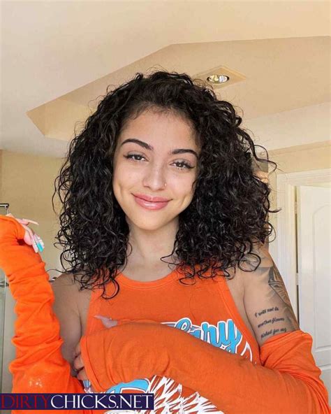 malu trevejo new leaked nudes|Free malu trevejo (528) Porn Videos